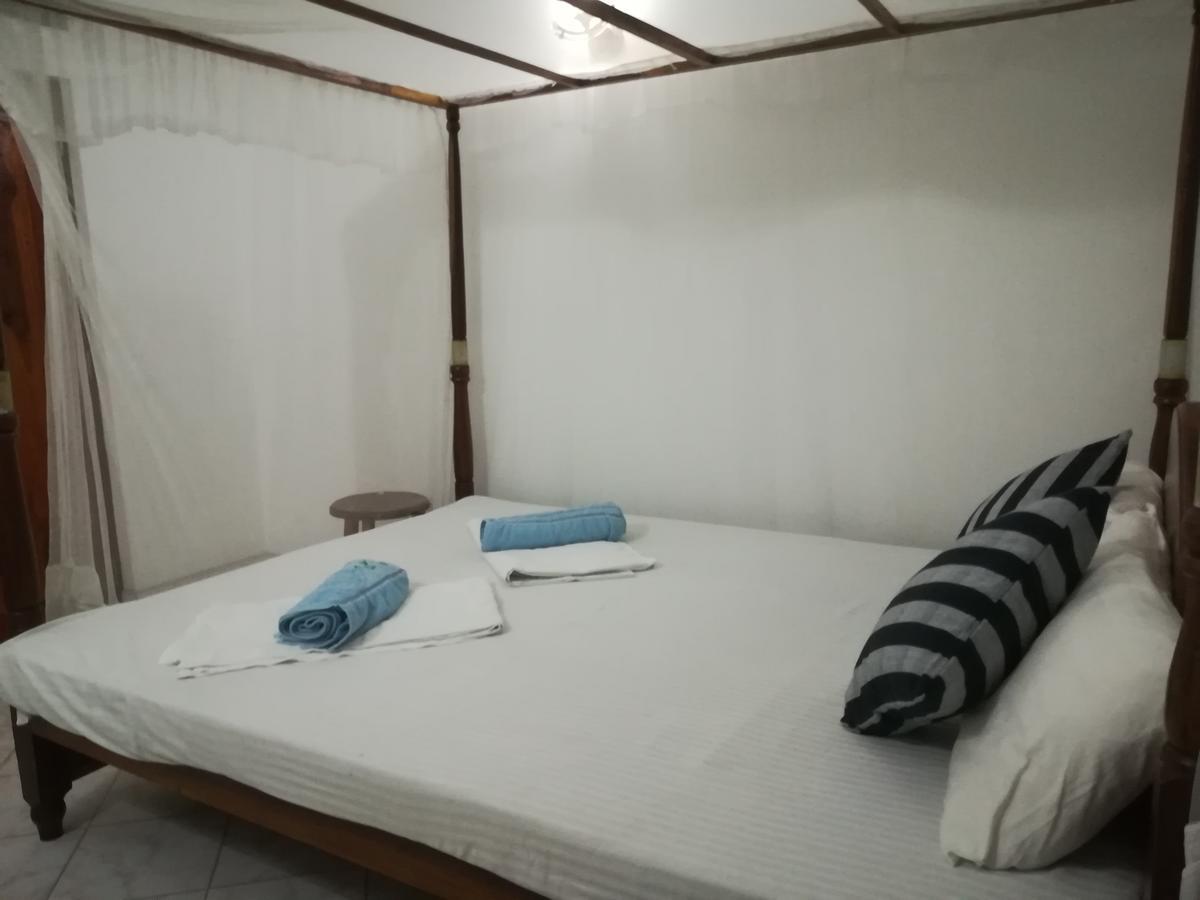 Villa Risenra Tangalle Esterno foto