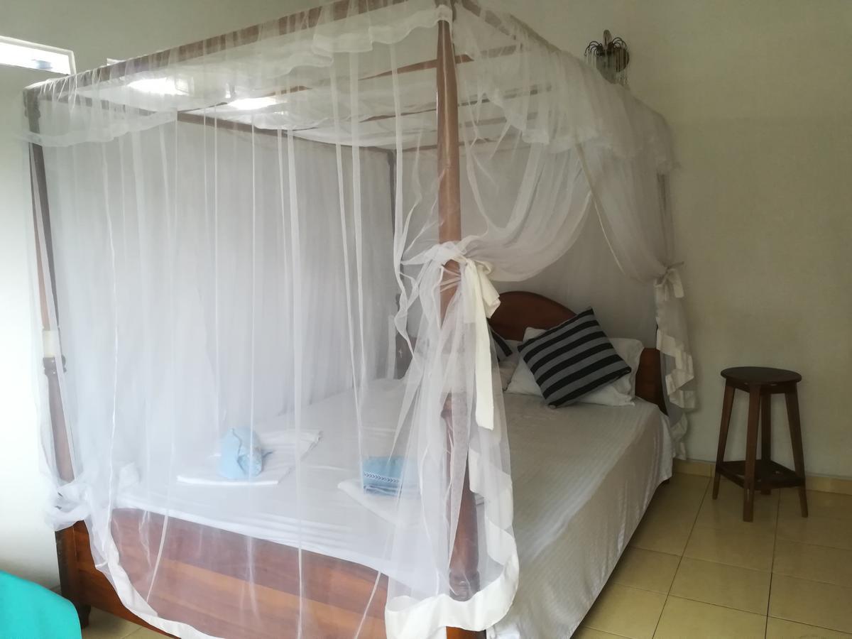 Villa Risenra Tangalle Esterno foto