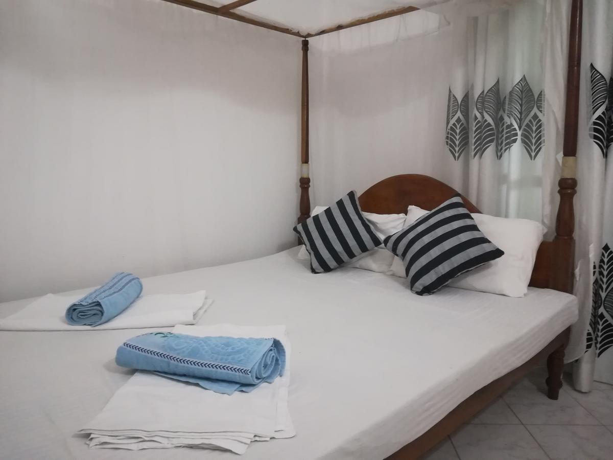 Villa Risenra Tangalle Esterno foto