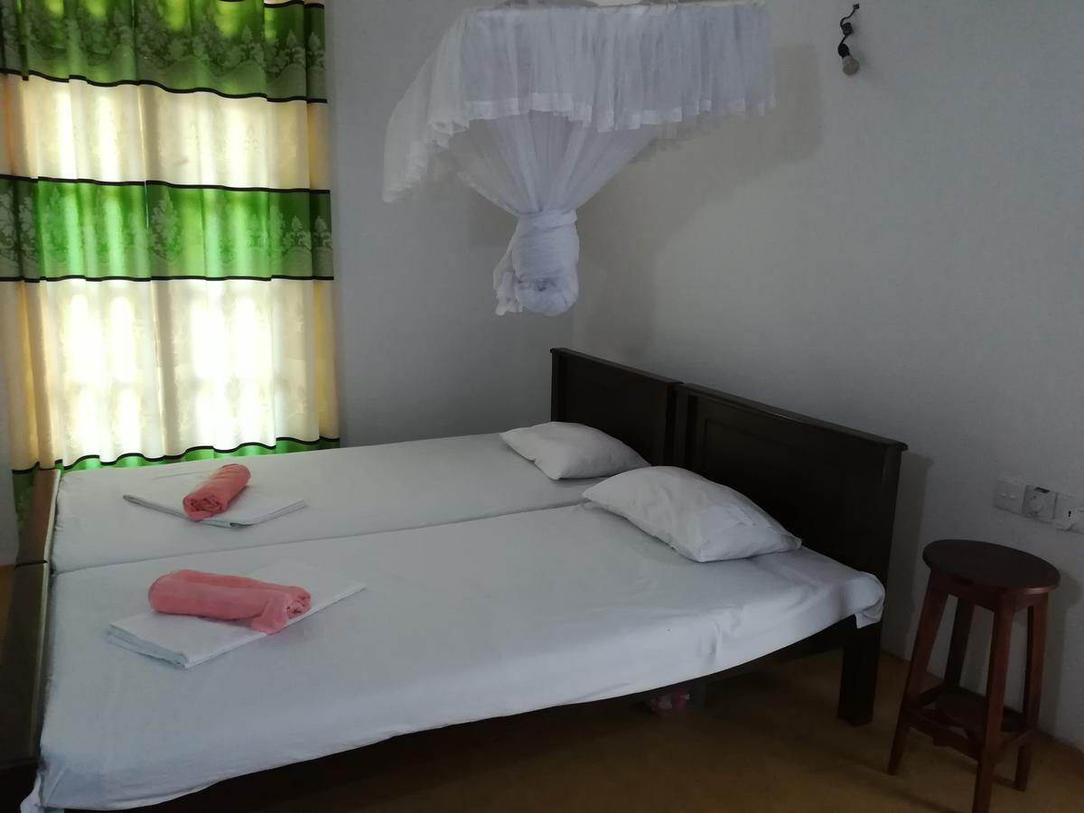 Villa Risenra Tangalle Esterno foto