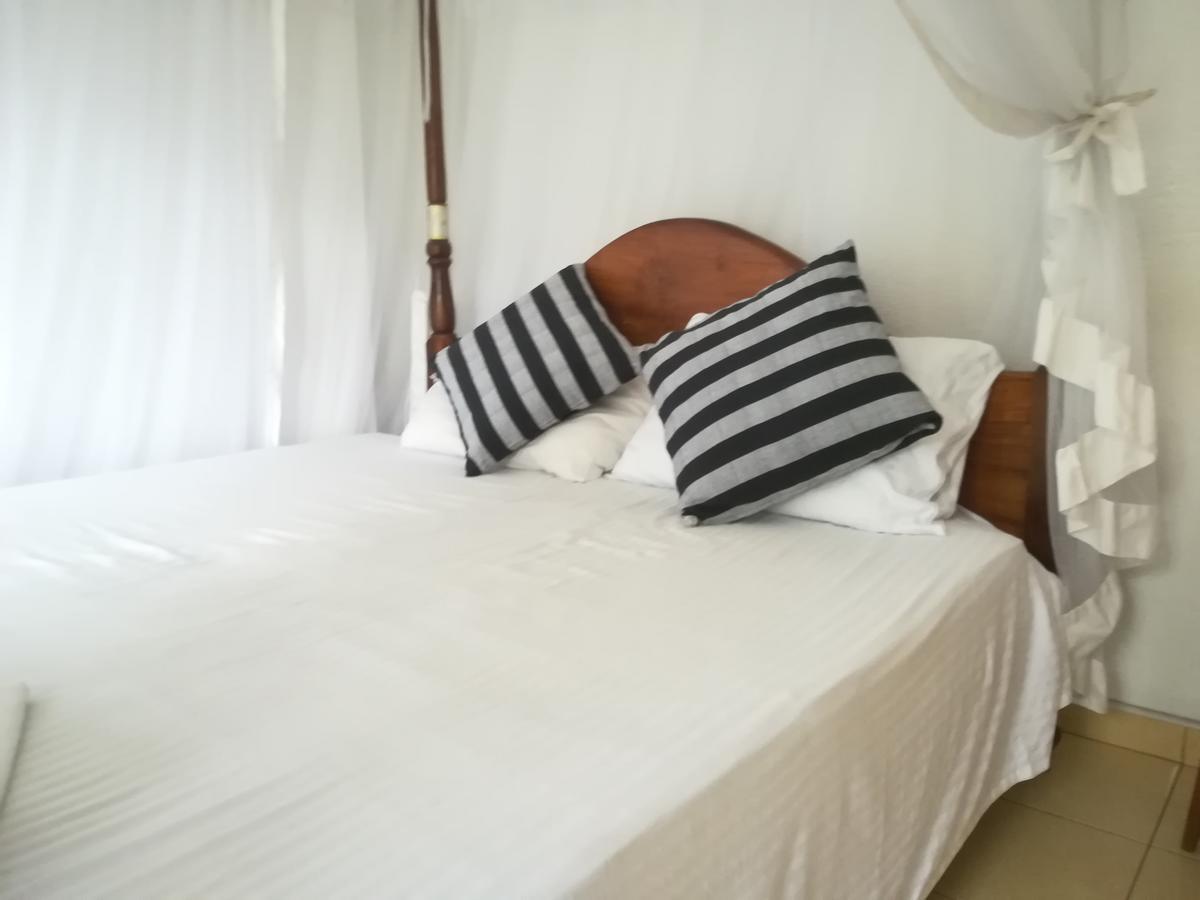 Villa Risenra Tangalle Esterno foto